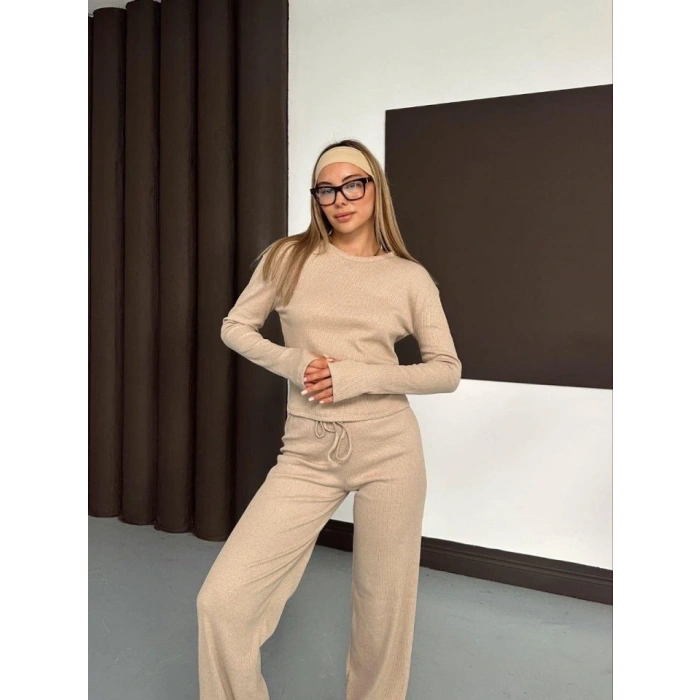 Kadın Bisiklet Yaka Parmak Geçme Detay Uzun Kollu Bluz Ve Pantolon Ikili Takım