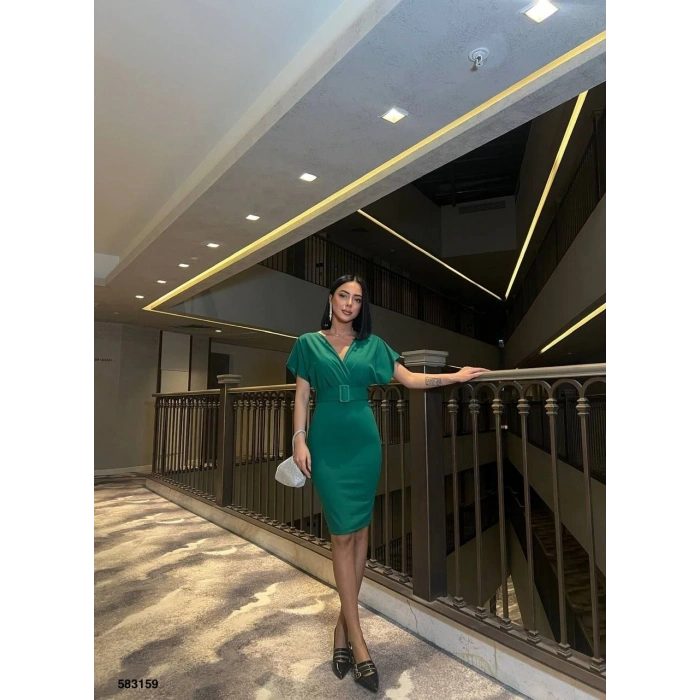 Kadın Dalgıç Krep V Yaka Ve Sırt Dekolte Detaylı Elbise