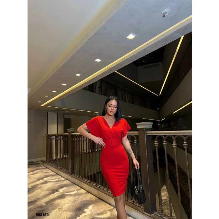 Kadın Dalgıç Krep V Yaka Ve Sırt Dekolte Detaylı Elbise