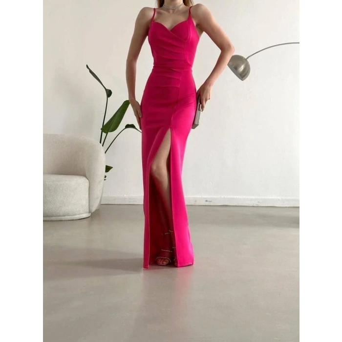 Kadın Dalgıç Kumaş Askılı Yırtmaç Detaylı V Yaka Maxi Boy Elbise