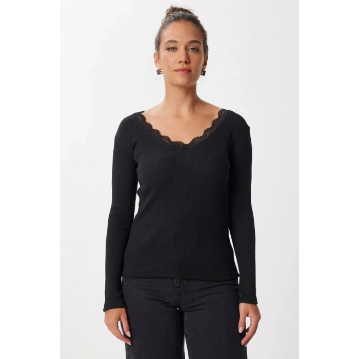 Kadın Dantel Detay V Yaka Kaskorse Kumaş Bluz