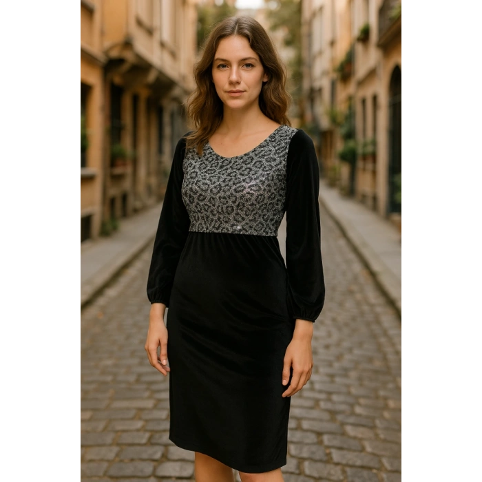 Kadın Fırsat ürünü Leopar Desen Pul Payet Işlemeli Midi Boy Kadife Kumaş Elbise