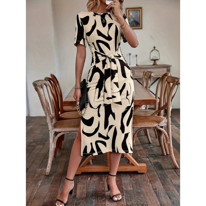 Kadın Kısa Kollu Bisiklet Yaka Desenli Belden Bağlamalı Yandan Yırtmaçlı Süprem Elbise