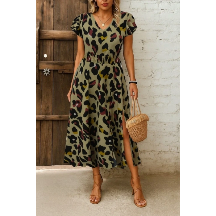 Kadın Kısa Kollu V Yakalı Desenli Yandan Yırtmaçlı Süprem Elbise