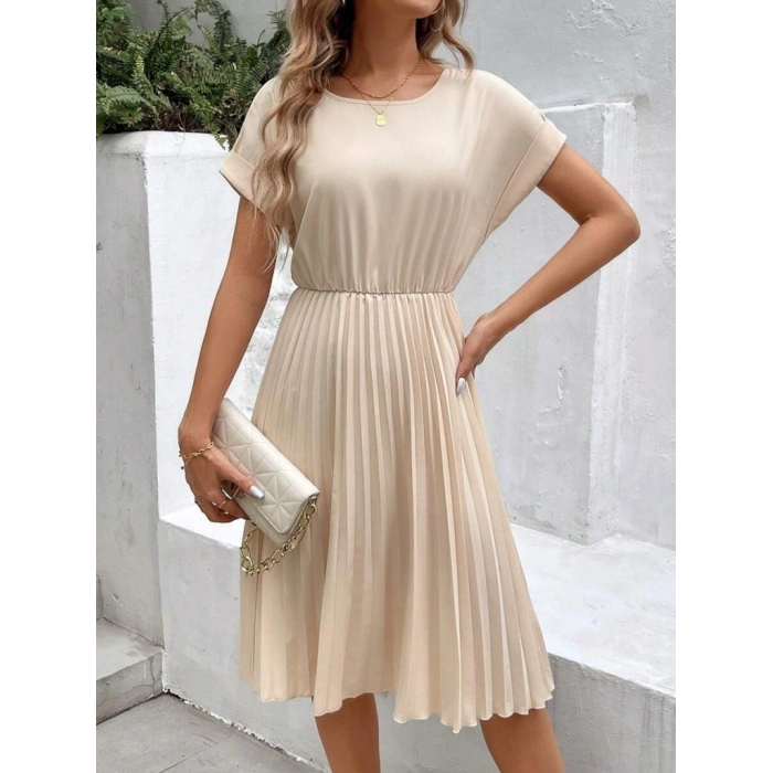 Kadın Kısa Kollu Yakası Açık Belden Lastikli Pileli Kısa Ithal Krep Elbise
