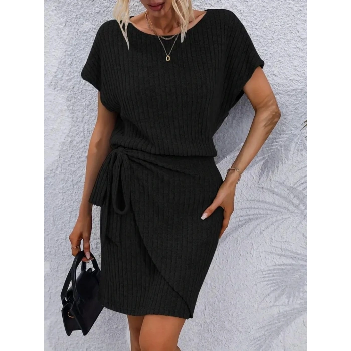 Kadın Kısa Kollu Yakası Açık Belden Lastikli Yandan Bağlamalı Kalın Fitilli Kaşkorse Elbise