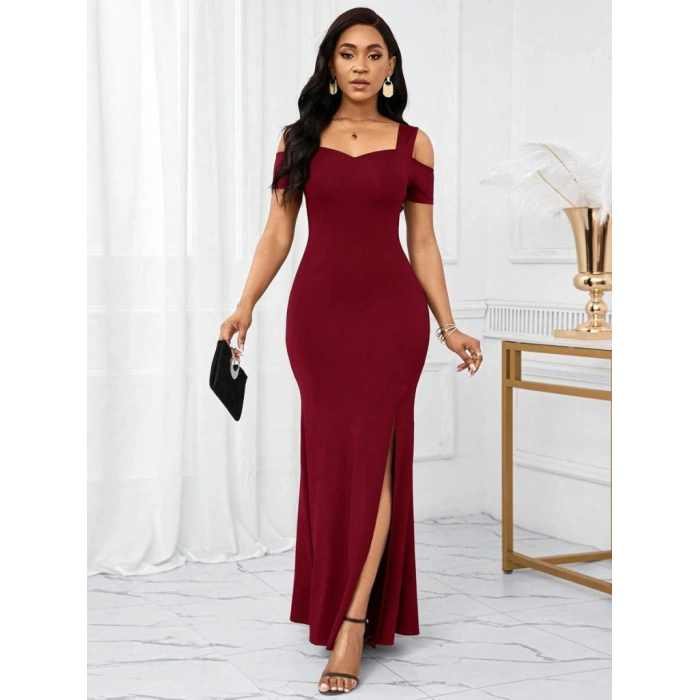 Kadın Omuzlardan Açık Askılı Yırtmaç Detaylı Uzun Ithal Krep Elbise