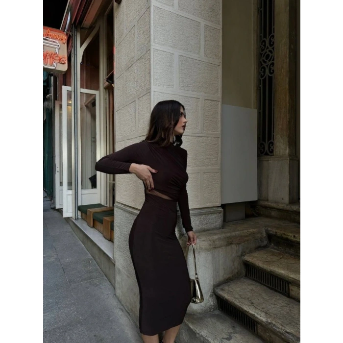 Kadın Sandy Kumaş Drabe Yaka Belinde Tül Detaylı Midi Boy Elbise