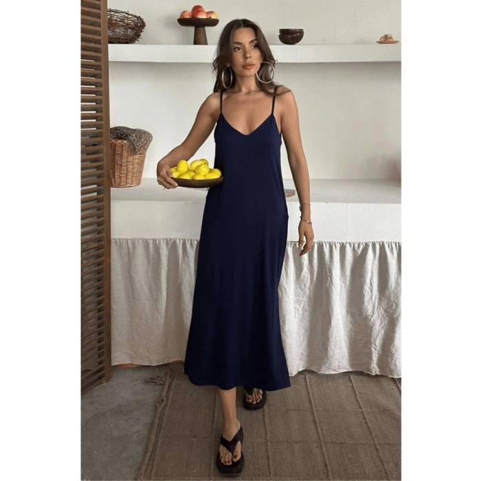 Kadın Siyah Asansör Askılı Çift Yırtmaçlı Helen Elbise