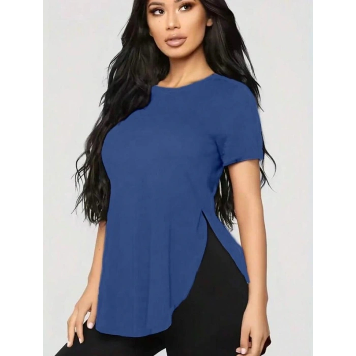 Kadın Türlü Viskon Kumaş Yırtmaç Detaylı Bluz