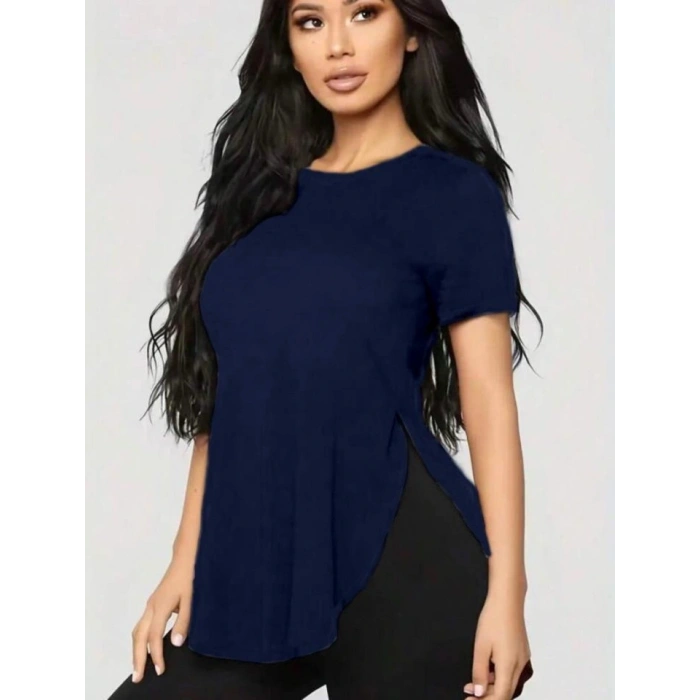 Kadın Türlü Viskon Kumaş Yırtmaç Detaylı Bluz