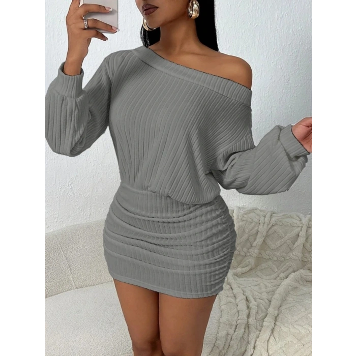 Kadın Uzun Kollu Madonna Yaka Yanlardan Büzgülü şardonlu Kaşkorse Mini Elbise