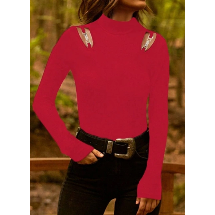 Kadın Uzun Kollu Omuz Dekolte Ve Aksesuar Detay Viskon Bluz