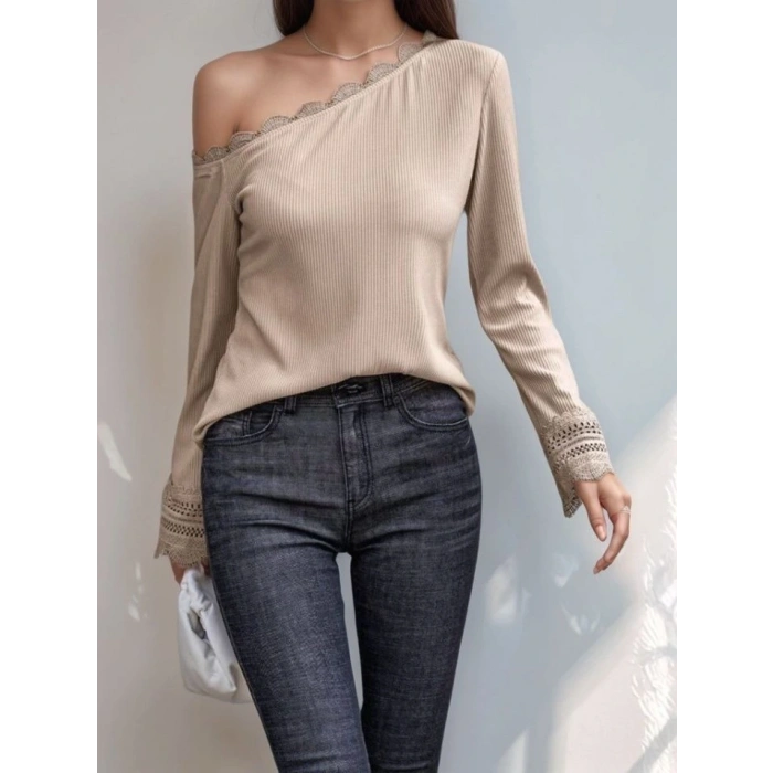 Kadın Uzun Kollu Tek Omuzu Açık Dantelli Burgu Bluz