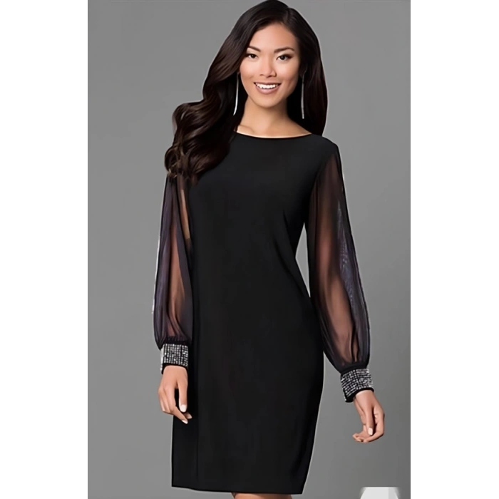 Kadın Uzun Kollu Yakası Yanlardan Hafif Açık Kollar Tül Ve Taş Detay Kısa Krep Elbise