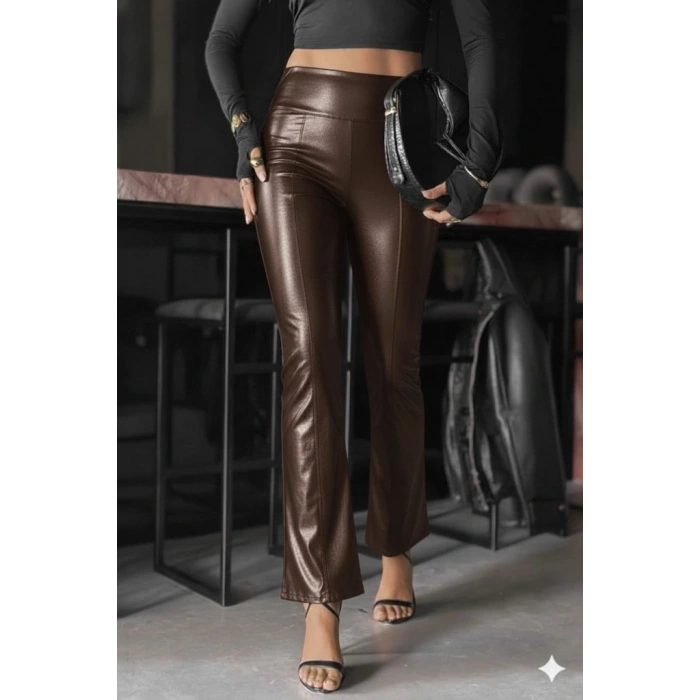 Kadın Yüksek Bel Paçaya Doğru Geniş Deri Pantolon