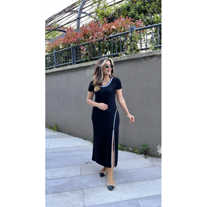 Kadın Yuvarlak Ribana Yaka Beyaz Yırtmaç Detaylı Viskon Tam Boy Elbise