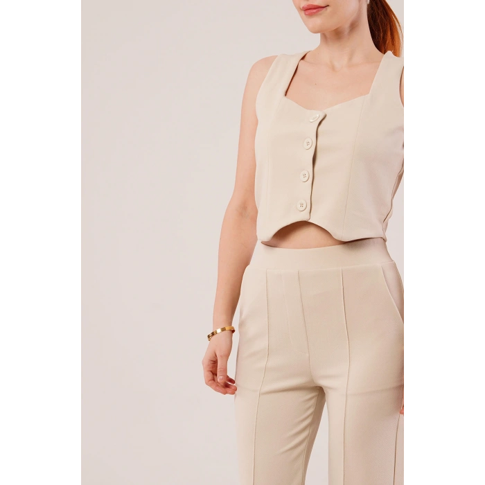 Kalın Askılı Düğmeli Yelek Ve Pantolon Bej Takım