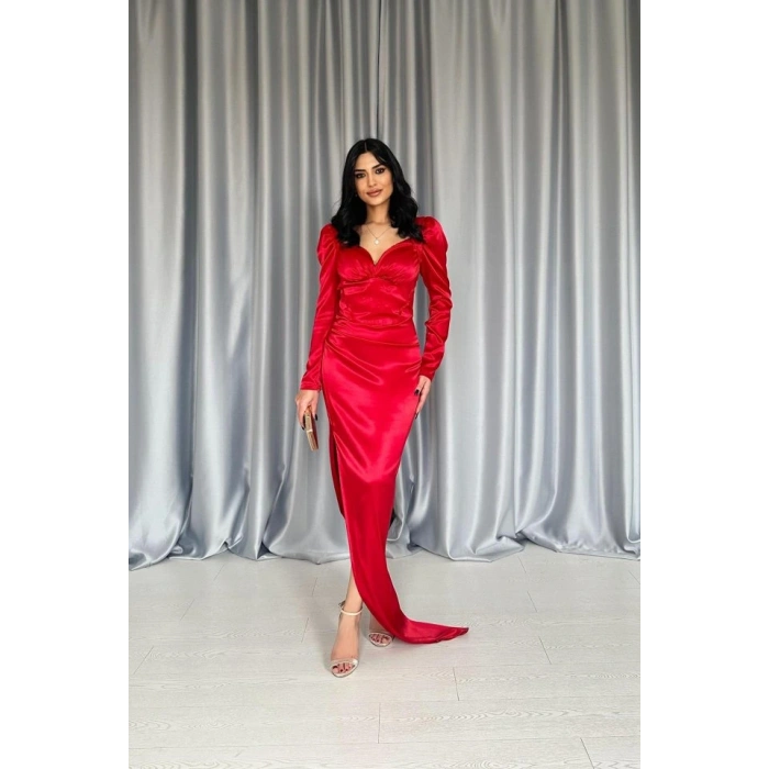 Kırmızı Göğsü Kuplu Yırtmaçlı Elbise