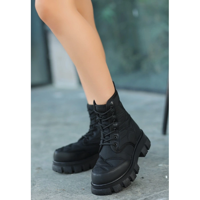 Mabel Siyah Cilt Bağcıklı Bot