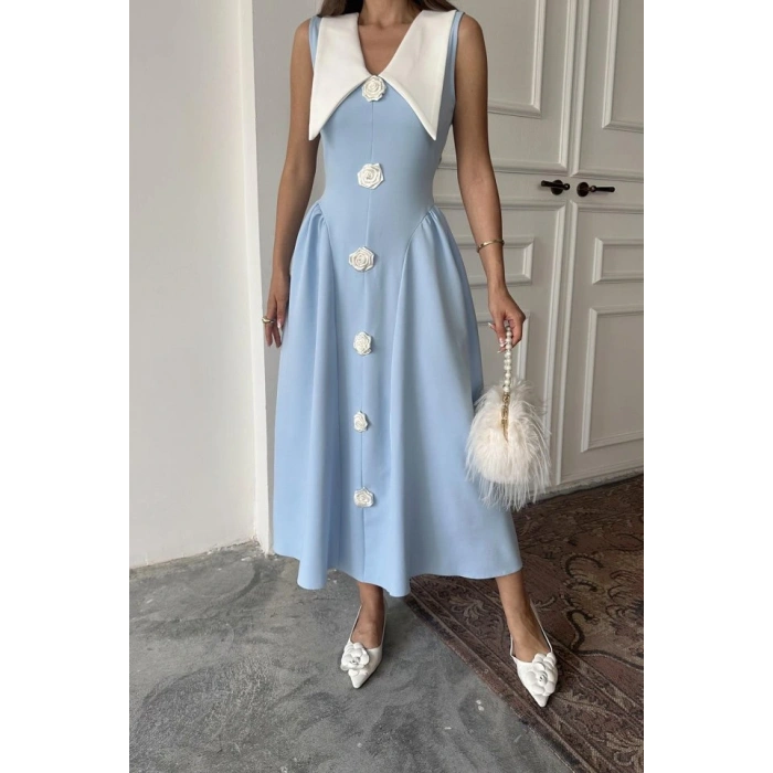 Mavi Gül Detaylı Atlas Elbise