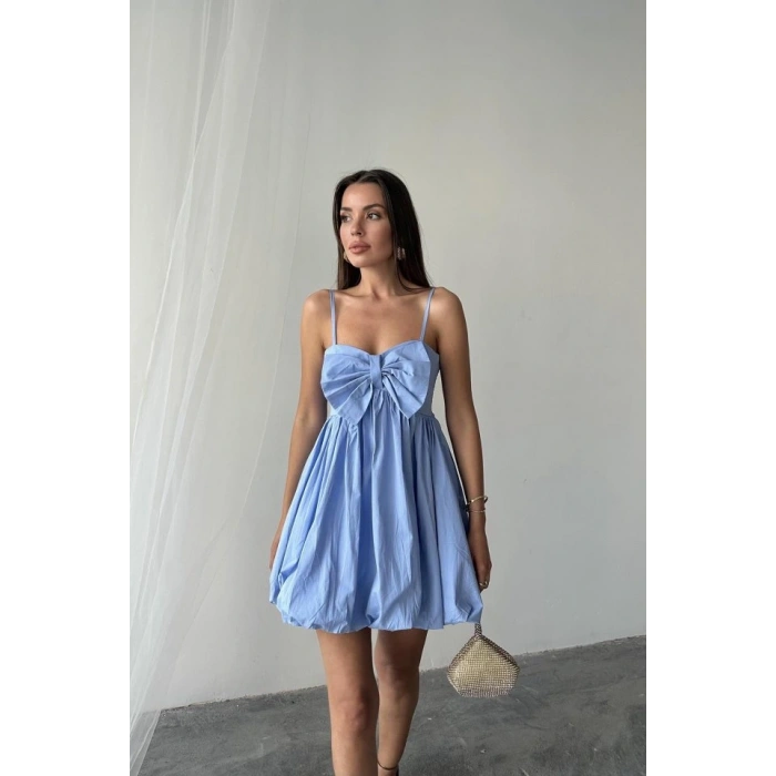 Mavi Önü Fiyonklu Askılı Elbise