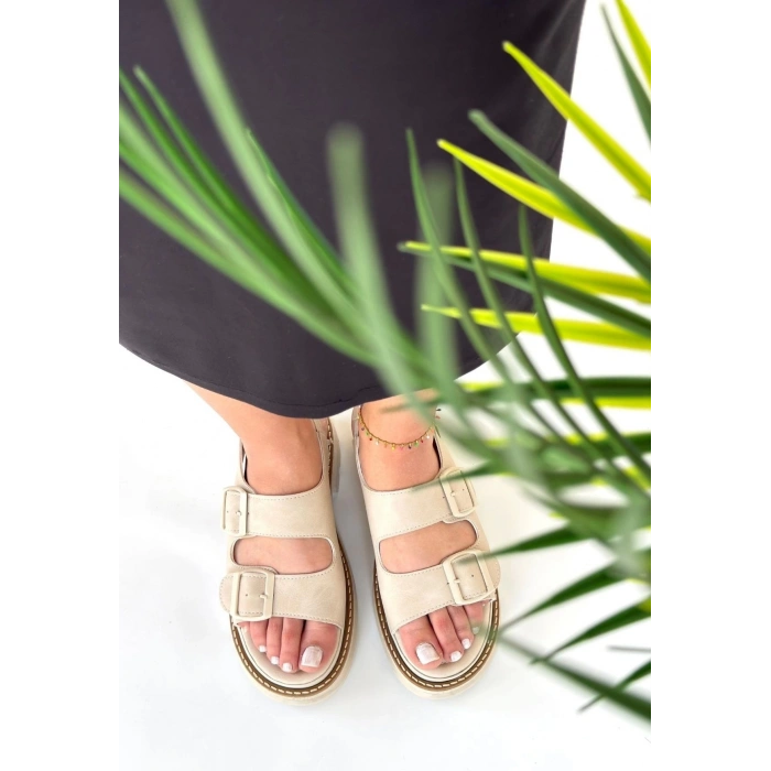 Milta Bej Nubuk Sandalet