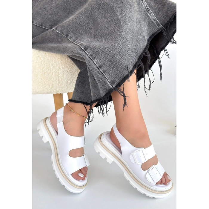 Milta Beyaz Cilt Sandalet