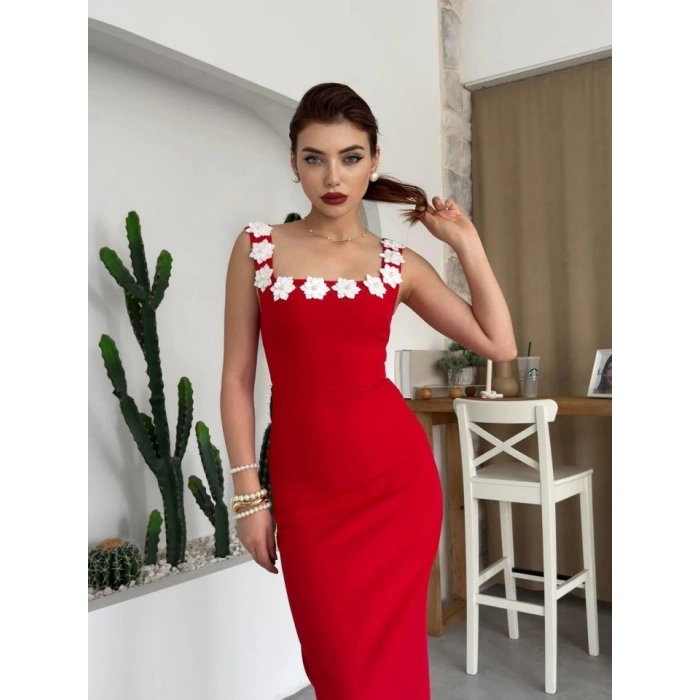 Mıng Çiçek Detaylı Elbise