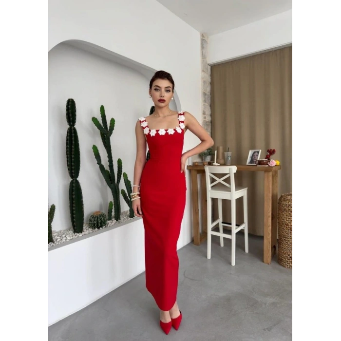 Mıng Çiçek Detaylı Elbise