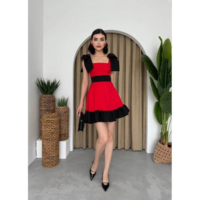 Miron Omuz Fiyonklu Elbise