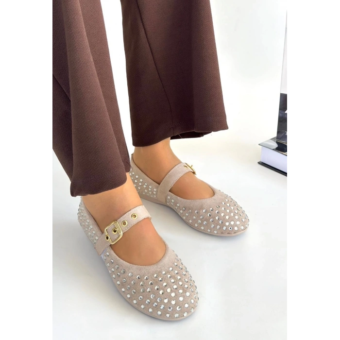 Olise Bej Boncuk İşlemeli Babet Ayakkabı