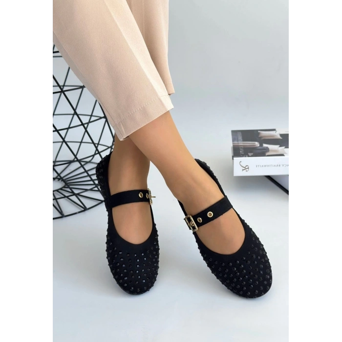 Olise Siyah Boncuk İşlemeli Babet Ayakkabı