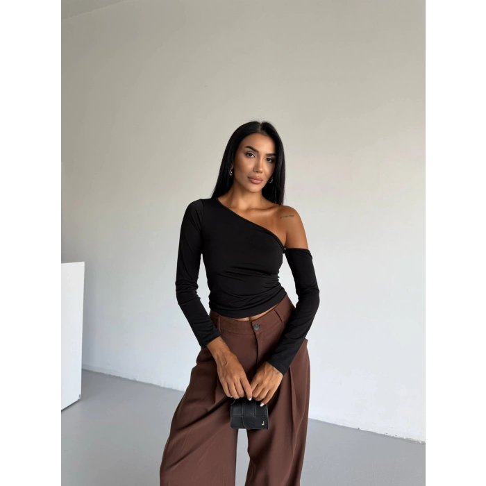 Omuz detaylı kollu bluz siyah f2336