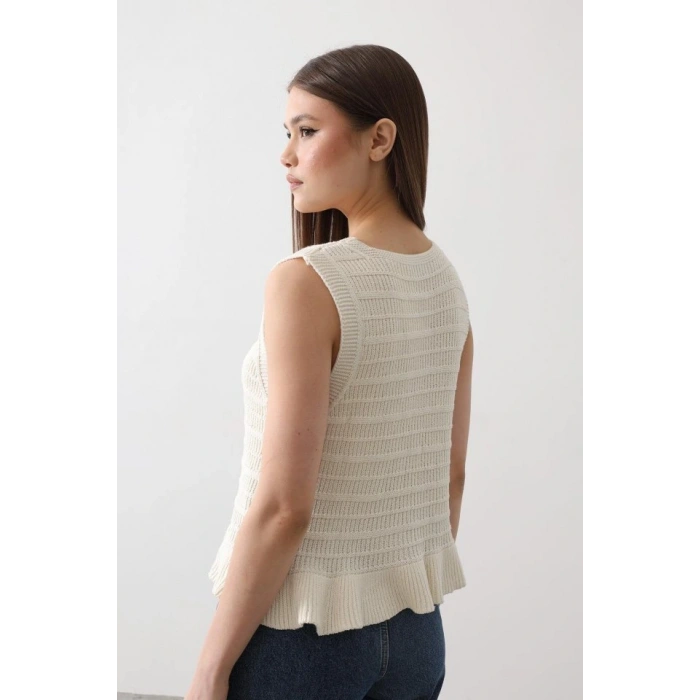 Önü Bağlamalı Yelek - Ekru