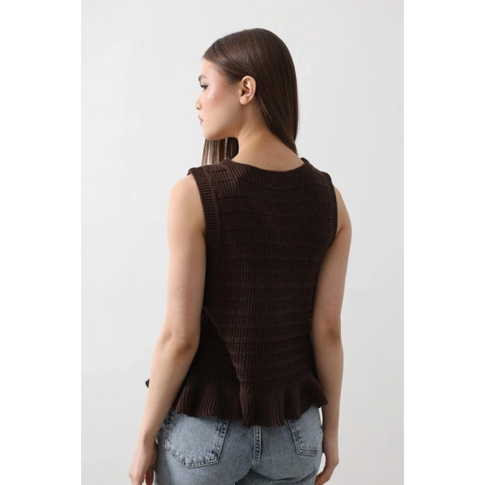 Önü Bağlamalı Yelek - Kahve