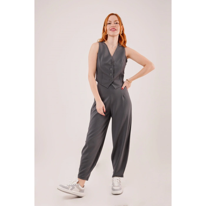 Önü Düğmeli Gri Yelek