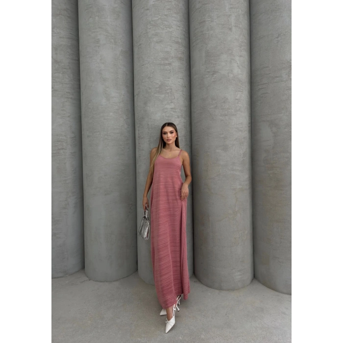 Piliseli uzun elbise