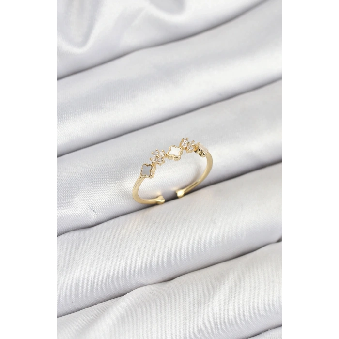 Pirinç Gold Renk Minimal Yonca Detaylı Kadın Yüzük