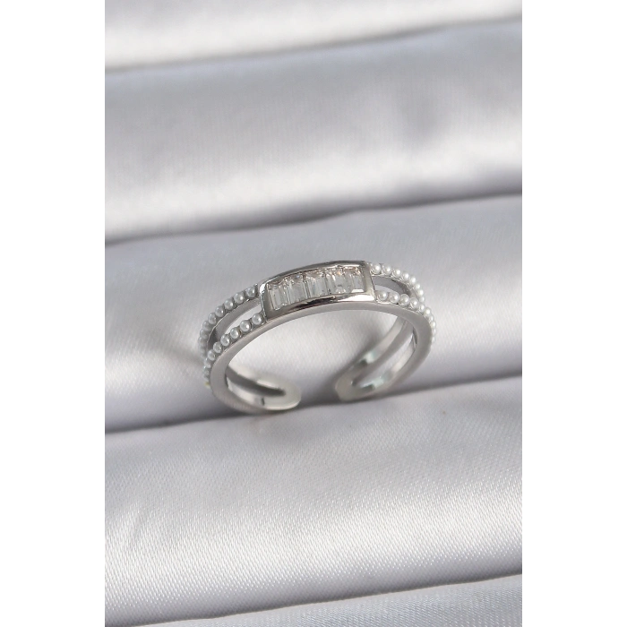 Pirinç Gümüş Renk Ayarlanabilir Sıralı İncili Zirkon Taşlı Kadın Yüzük