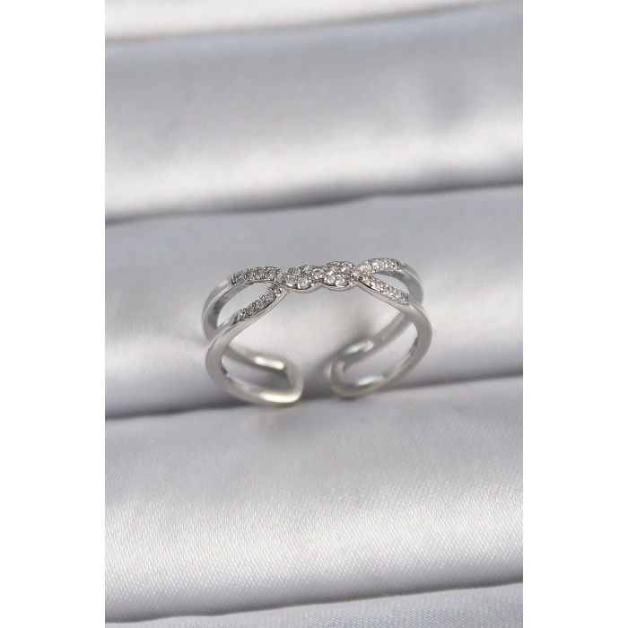 Pirinç Gümüş Renk Ayarlanabilir Zirkon Taşlı Sarmal Model Kadın Yüzük