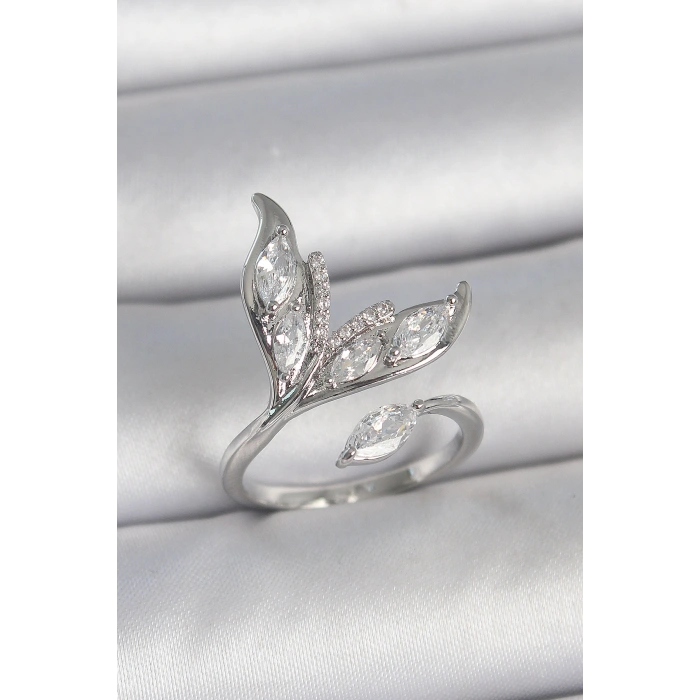 Pirinç Gümüş Renk Zirkon Taşlı Balık Kuyruğu Model Ayarlanabilir Kadın Yüzük