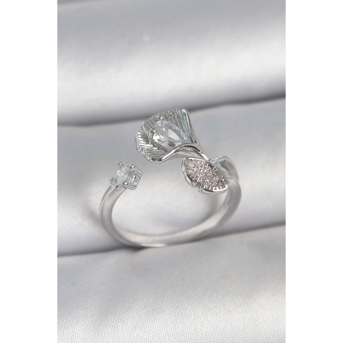 Pirinç Gümüş Renk Zirkon Taşlı Deniz Kabuğu Model Ayarlanabilir Kadın Yüzük