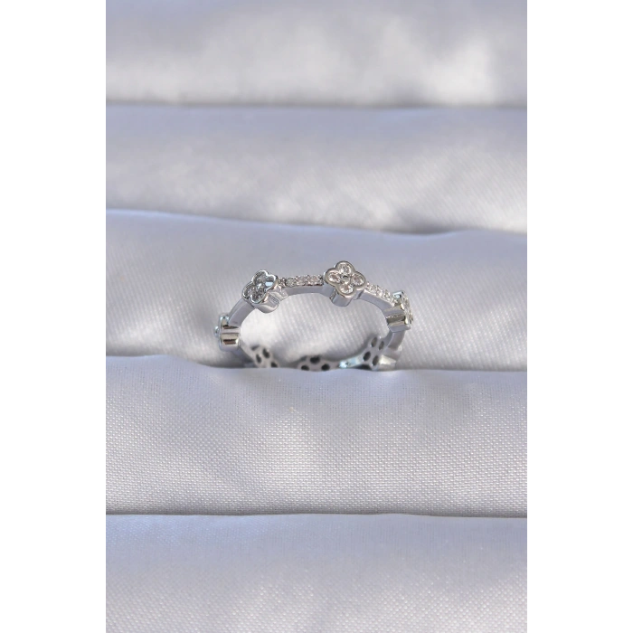 Pirinç Gümüş Renk Zirkon Taşlı Yonca Model Ayarlanabilir Yüzük