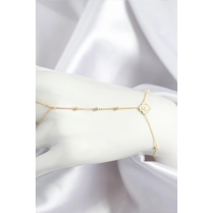 Pirinç Zirkon Taşlı Yonca Model Gold Renk Şahmeran