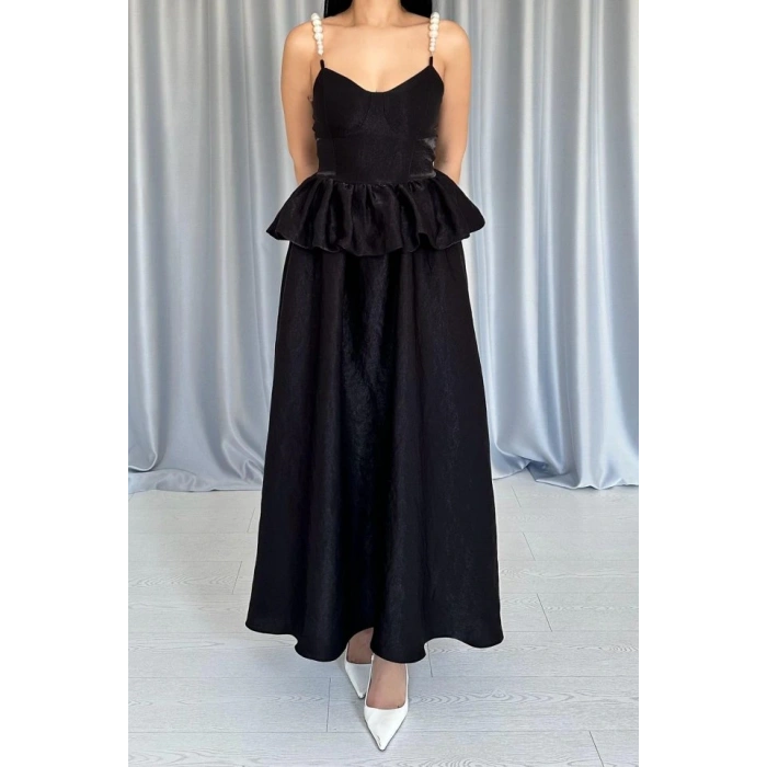 Siyah Beli Büzgülü İnci Askılı Uzun Elbise