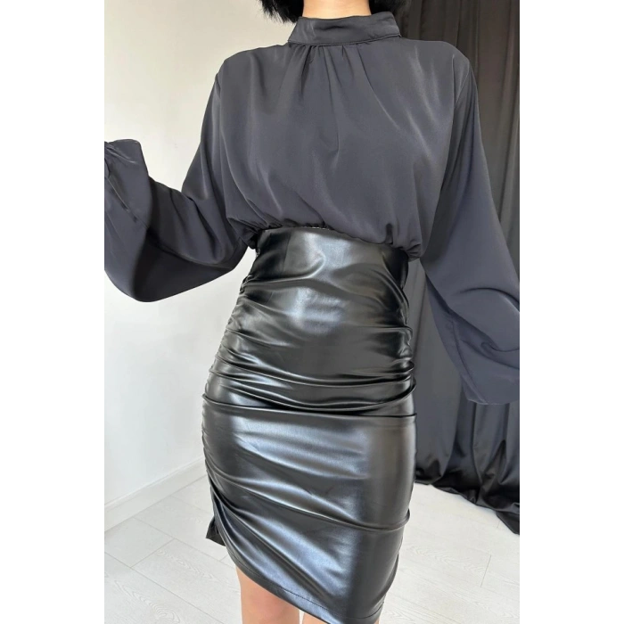 Siyah Deri Elbise