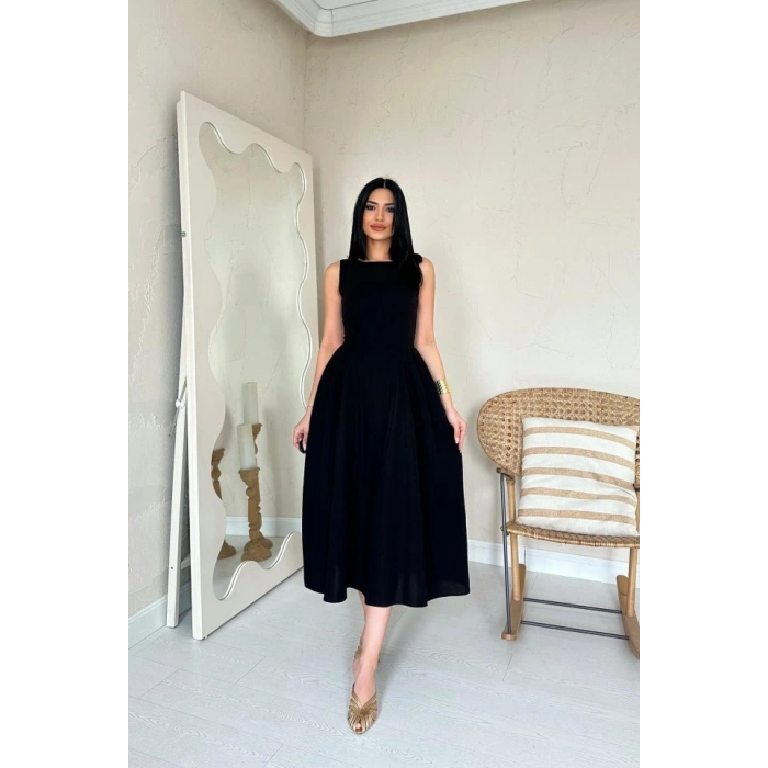 Siyah Yanları Büzgülü Midi Boy Keten Elbise
