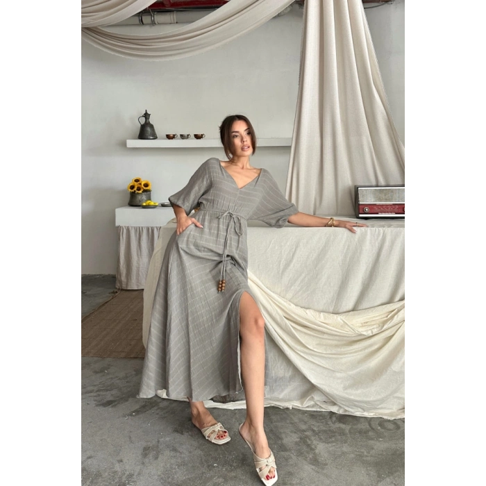 V YAKA BEL BONCUK BAĞLAMALI MÜSLİN ELBİSE YIRTMAÇ DETAYLI - Gri