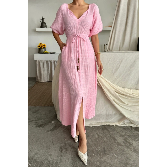 V YAKA BEL BONCUK BAĞLAMALI MÜSLİN ELBİSE YIRTMAÇ DETAYLI - Pembe